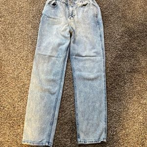 Hollister Ultra High mom jeans